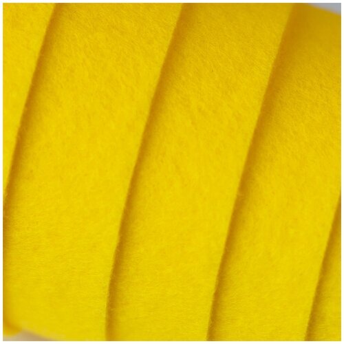 Фетр корейский жесткий листовой 28х33 см (3 шт/упак) толщина 1,2 мм, цвет ярко-желтый 820 / для творчества рукоделия