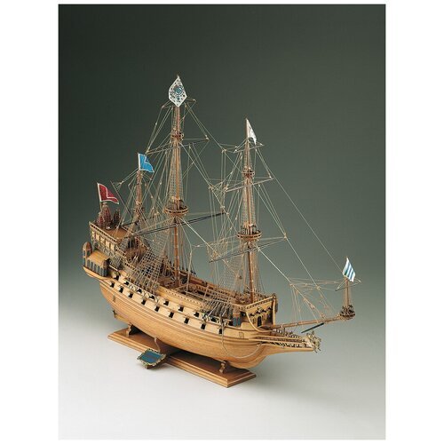 Сборная деревянная модель корабля от Corel (Италия), La Couronne, 830х310х615 мм, М.1:100