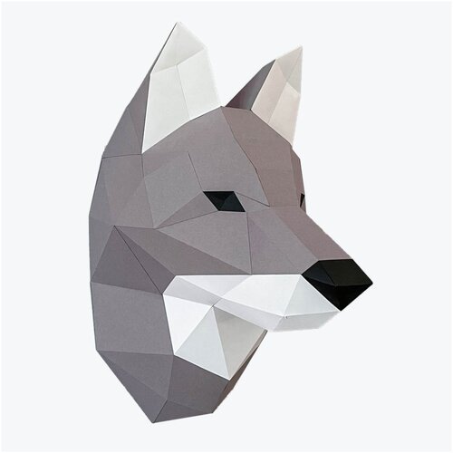 Полигональная фигура 'Трофейный волк', цветной